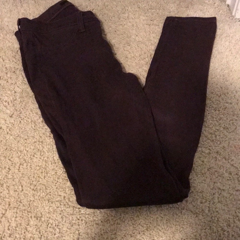 BROWN J.BRAND SKINNY JEANS ( ALMOST NEW)